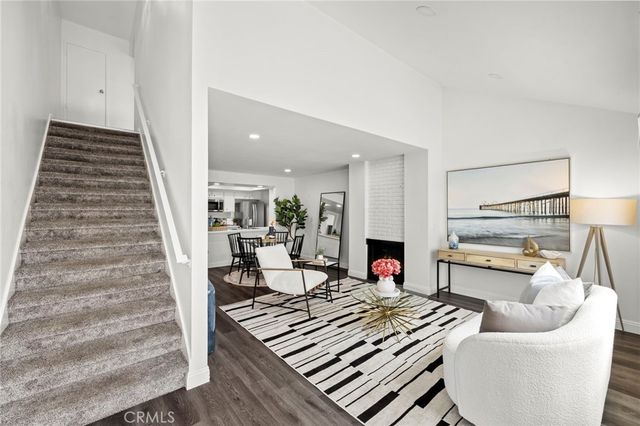 18683 Maplewood, Huntington Beach, CA 92646