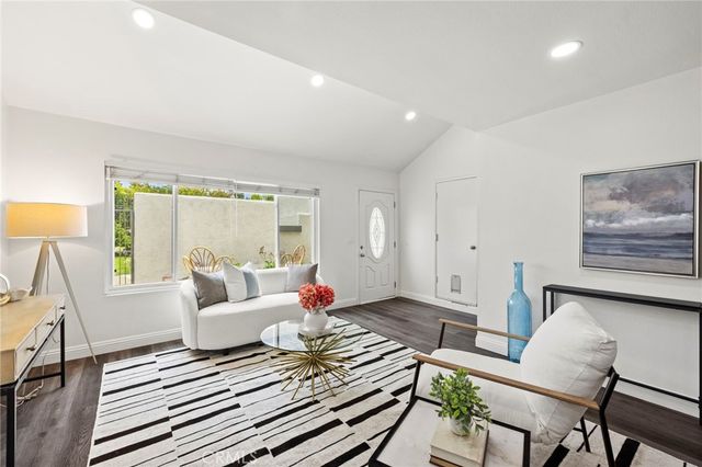 18683 Maplewood, Huntington Beach, CA 92646