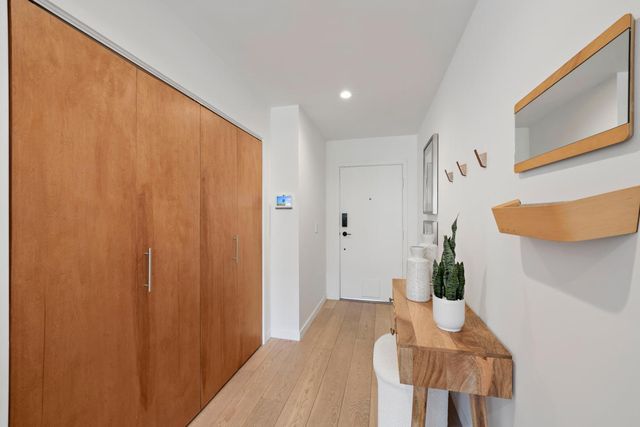 770 Bryant Street, Palo Alto, CA 94301