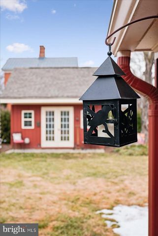 7 ACADEMY CT, Berryville, VA 22611