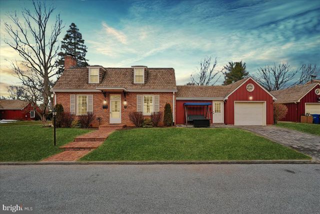 7 ACADEMY CT, Berryville, VA 22611