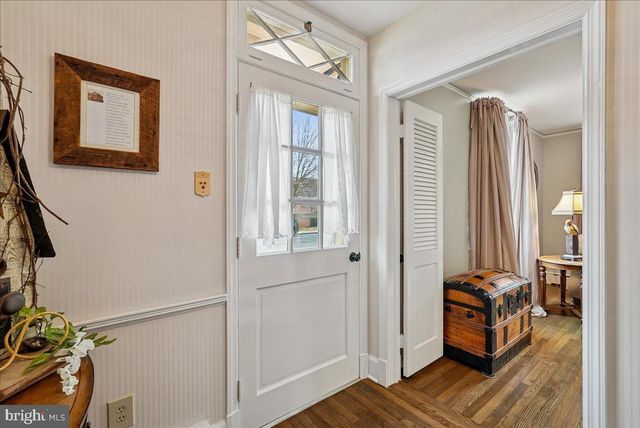 7 ACADEMY CT, Berryville, VA 22611