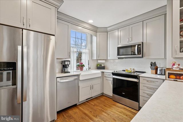 7 ACADEMY CT, Berryville, VA 22611