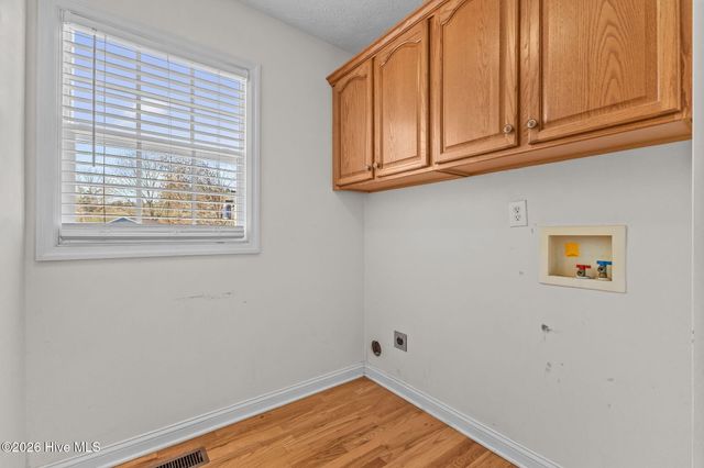 3833 Sunchase Drive, Fayetteville, NC 28306