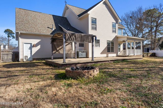 3833 Sunchase Drive, Fayetteville, NC 28306