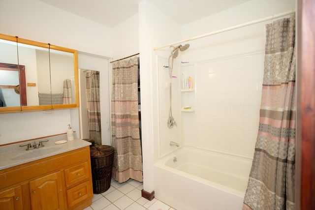 23 Wildermere St., Chicopee, MA 01020