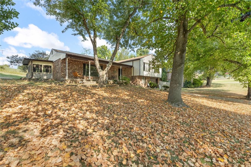 1202 Eugene Street, Harrison, AR 72601