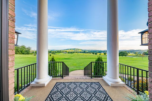 3895 Ostella Rd, Cornersville, TN 37047