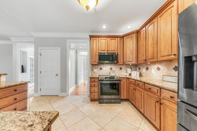 3895 Ostella Rd, Cornersville, TN 37047