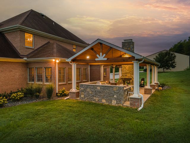 3895 Ostella Rd, Cornersville, TN 37047