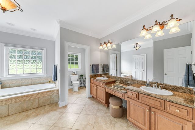 3895 Ostella Rd, Cornersville, TN 37047