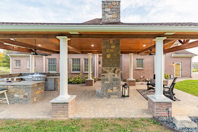 3895 Ostella Rd, Cornersville, TN 37047