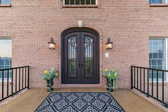 3895 Ostella Rd, Cornersville, TN 37047