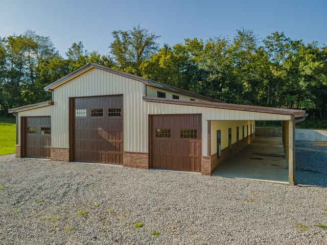 3895 Ostella Rd, Cornersville, TN 37047