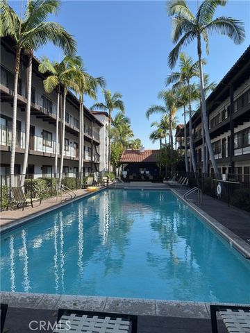 17200 Newhope 217, Fountain Valley, CA 92708