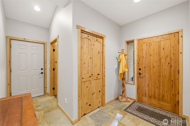 151 E Tamarack Lane, Shelton, WA 98584