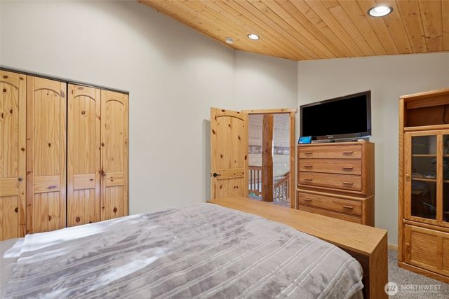 151 E Tamarack Lane, Shelton, WA 98584