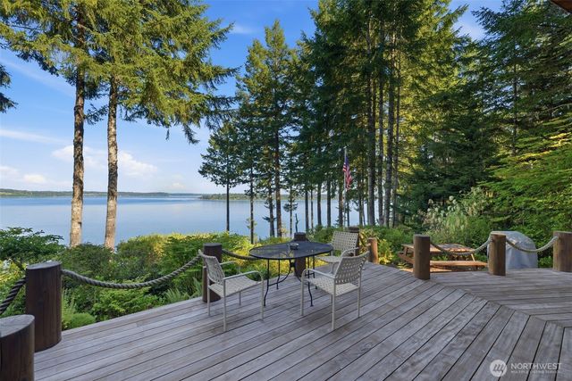 151 E Tamarack Lane, Shelton, WA 98584