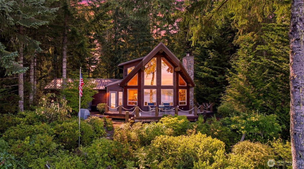 151 E Tamarack Lane, Shelton, WA 98584