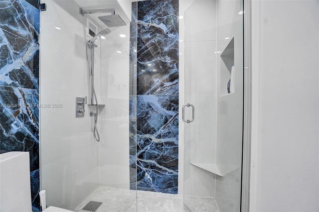 111 Briny Ave 25-10, Pompano Beach, FL 33062