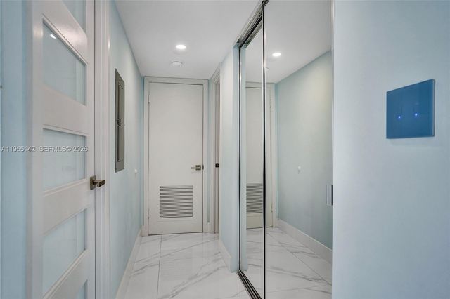 111 Briny Ave 25-10, Pompano Beach, FL 33062