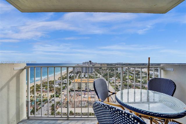 111 Briny Ave 25-10, Pompano Beach, FL 33062