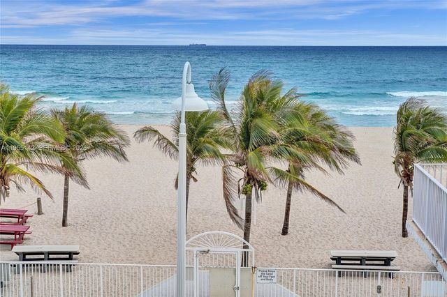 111 Briny Ave 25-10, Pompano Beach, FL 33062