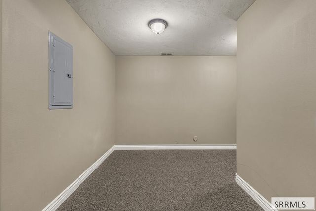 3570 Sycamore Circle, Idaho Falls, ID 83402