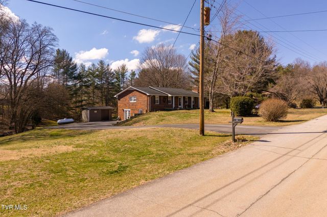 119 Popular Drive, Jonesborough, TN 37659