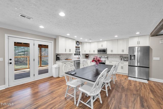 119 Popular Drive, Jonesborough, TN 37659