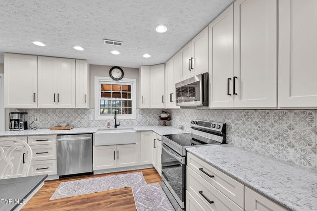 119 Popular Drive, Jonesborough, TN 37659