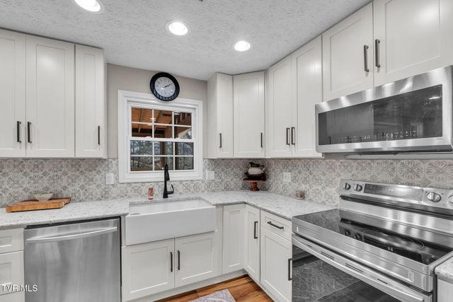 119 Popular Drive, Jonesborough, TN 37659