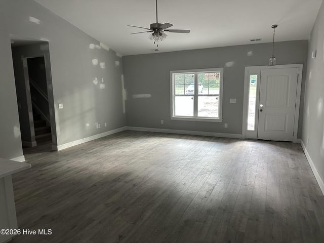 170 Middleton Place, Sneads Ferry, NC 28460