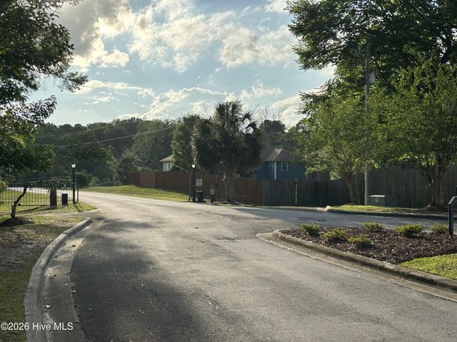 170 Middleton Place, Sneads Ferry, NC 28460