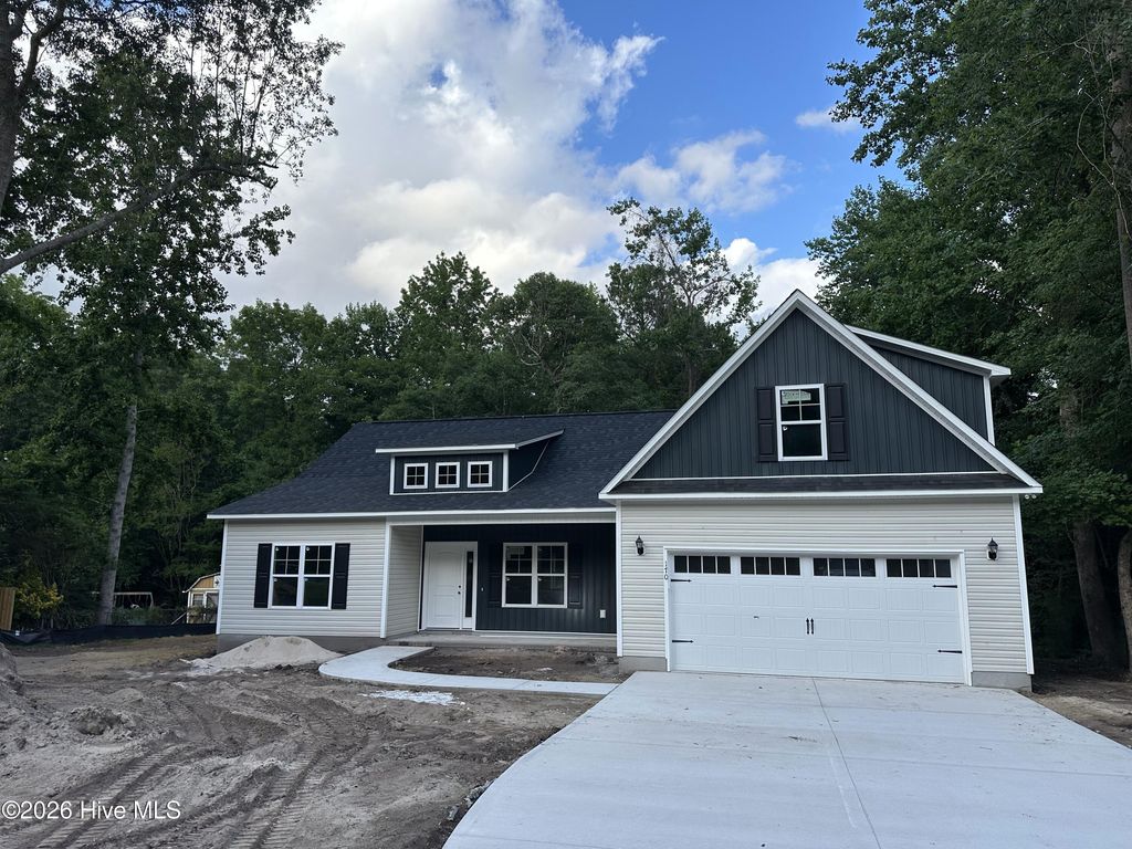 170 Middleton Place, Sneads Ferry, NC 28460