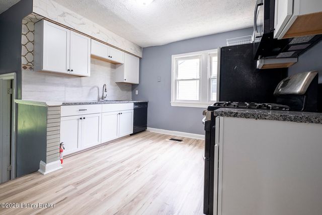 1811 S 24th St, Louisville, KY 40210