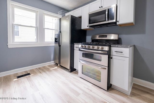 1811 S 24th St, Louisville, KY 40210