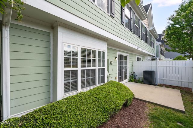 1322 Legacy Greene Avenue, Wake Forest, NC 27587