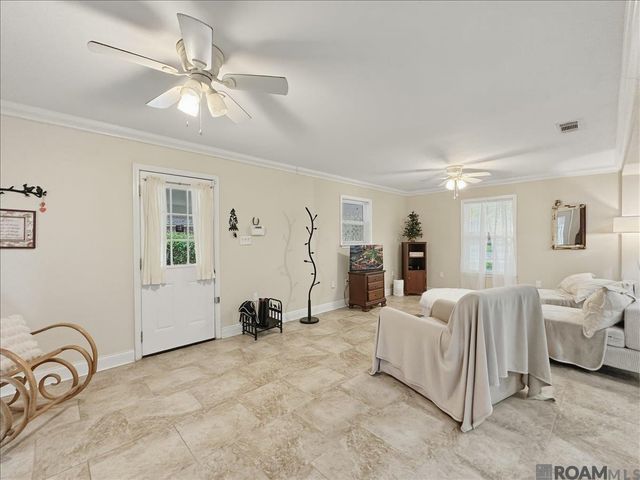 326 Mark Dr, Denham Springs, LA 70726