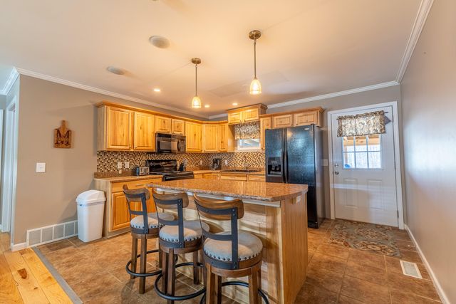 235 Golden Pond Road, Monticello, KY 42633