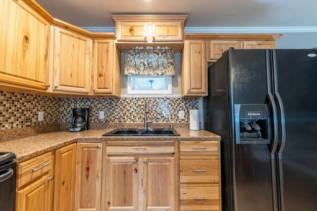 235 Golden Pond Road, Monticello, KY 42633