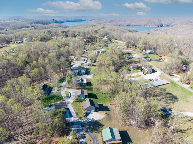 235 Golden Pond Road, Monticello, KY 42633