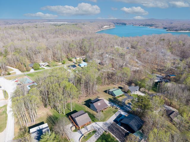 235 Golden Pond Road, Monticello, KY 42633