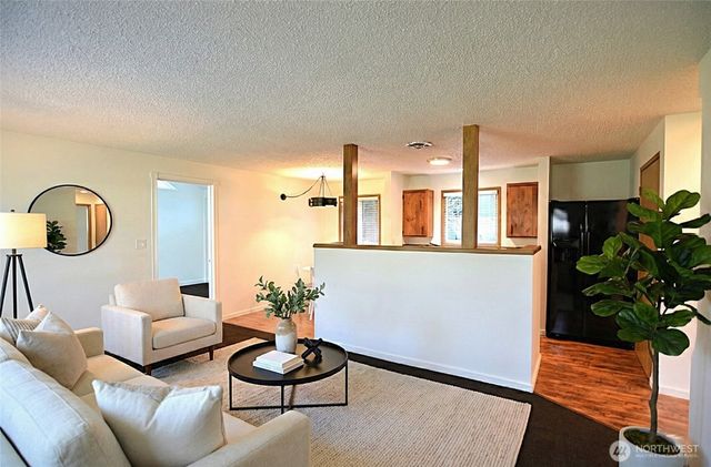 895 Wawona Avenue SW, Ocean Shores, WA 98569