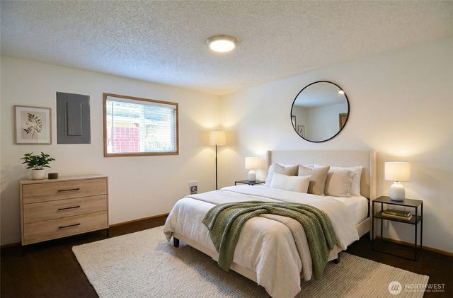 895 Wawona Avenue SW, Ocean Shores, WA 98569