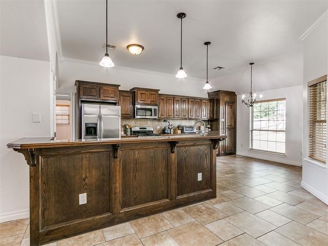 3209 Valley Hollow, Norman, OK 73071