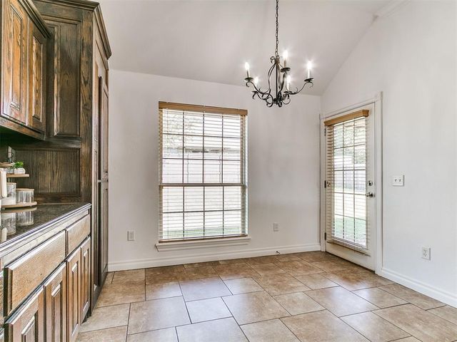 3209 Valley Hollow, Norman, OK 73071