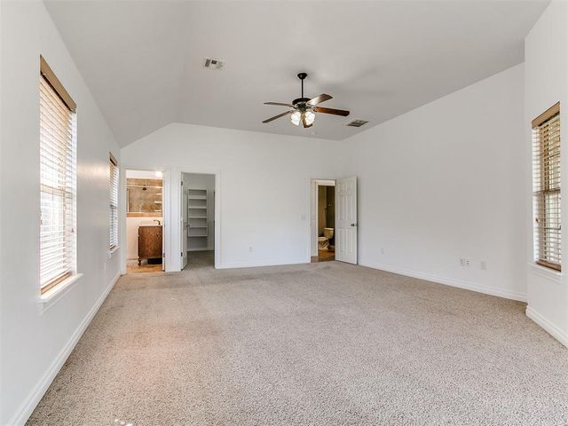 3209 Valley Hollow, Norman, OK 73071
