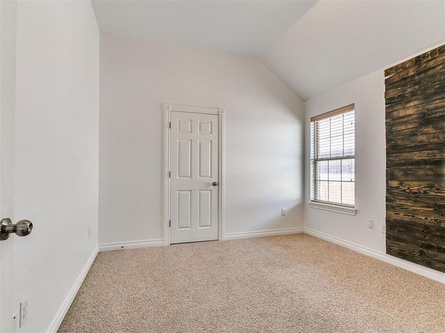 3209 Valley Hollow, Norman, OK 73071