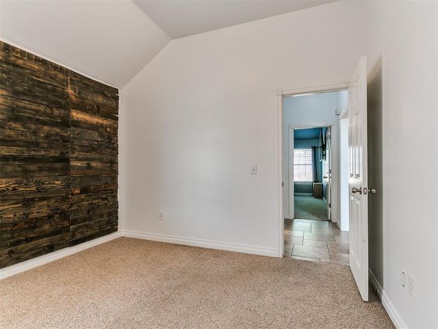 3209 Valley Hollow, Norman, OK 73071